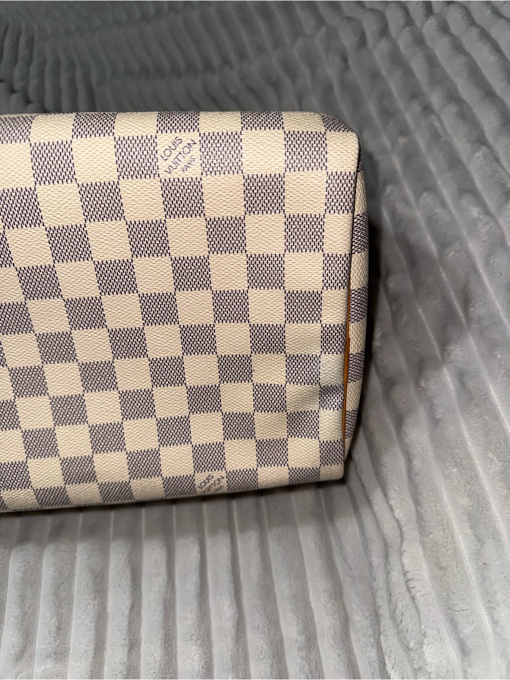🎉SOLD🎉 Louis Vuitton Speedy 30 in Damier Azur - Picture 10 of 16
